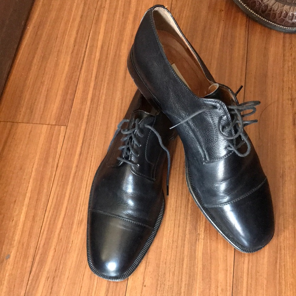 Mens leather shoes with lace